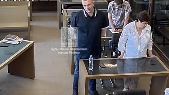 Суд вынес приговор экс-инспектору МЧС по делу о пожаре в столичном хостеле