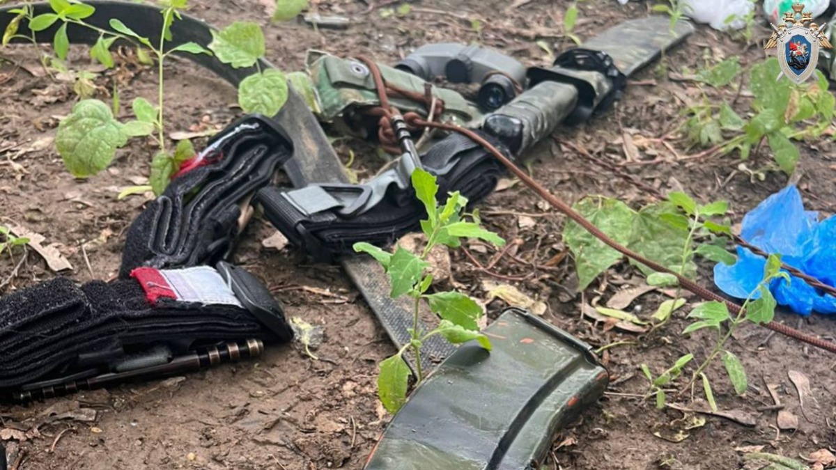 Появилось фото орудия убийства на месте задержания подозреваемого на западе Москвы