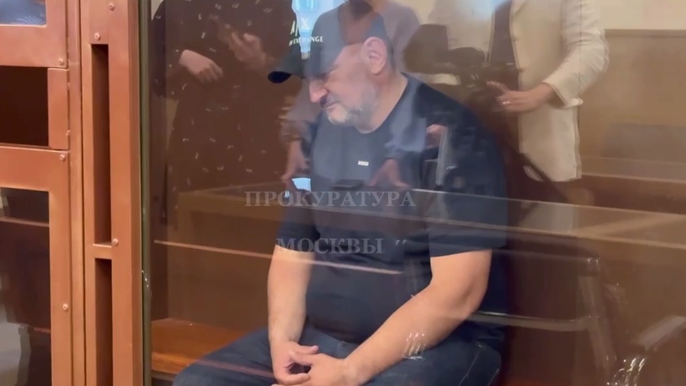 Обманувшего на полтора миллиона рублей трех москвичек мужчину арестовали 