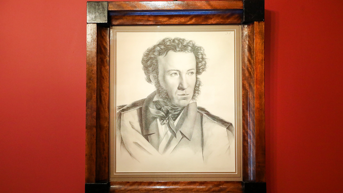 Мэр Одессы Труханов отказался сносить памятник Пушкину в городе