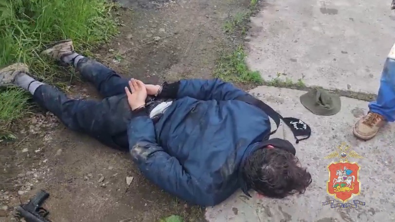 Двое велосипедистов открыли стрельбу по полицейским в Домодедове