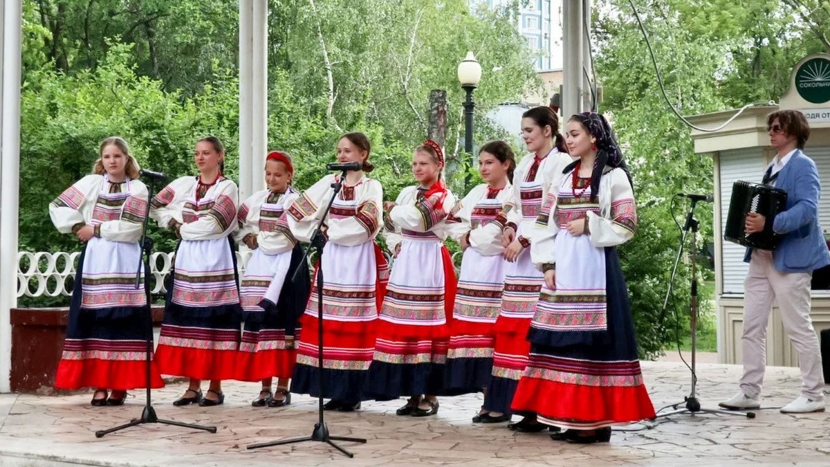 Концерты и мастер-классы: как школы искусств участвуют в проекте «Лето в Москве»