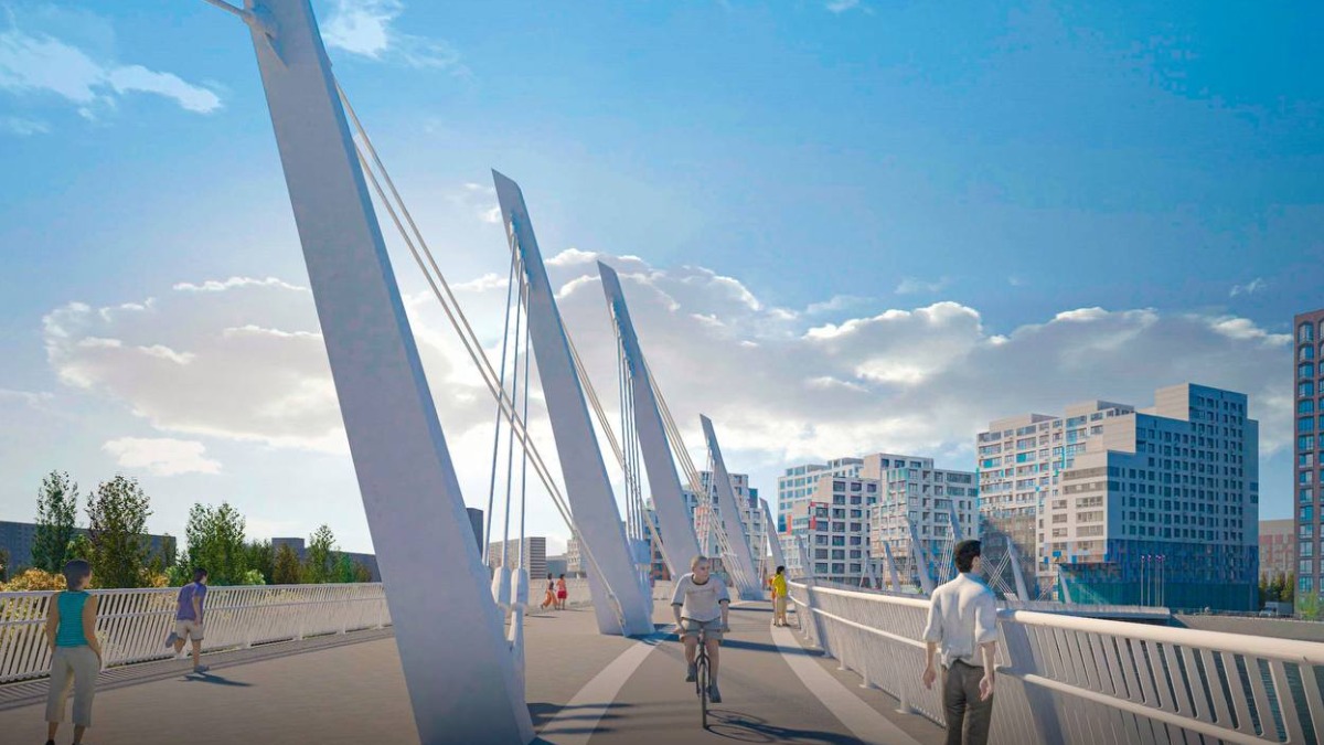 Собянин: Еще семь пешеходных мостов появятся в Москве до 2026 года