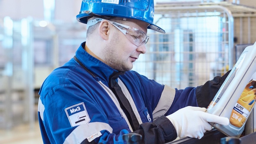 «Газпромнефть-СМ» обеспечит предприятия Краснодарского края автомобильными и индустриальными маслами