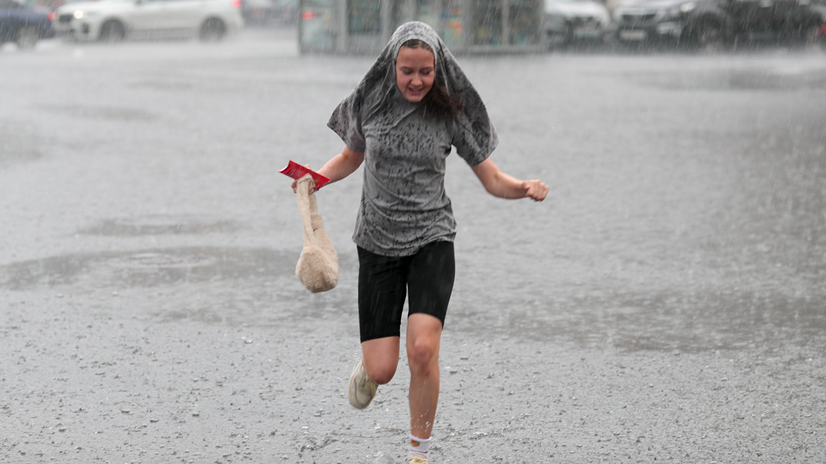 «Рекордные мегаливни» обрушатся на Москву 20 июня 