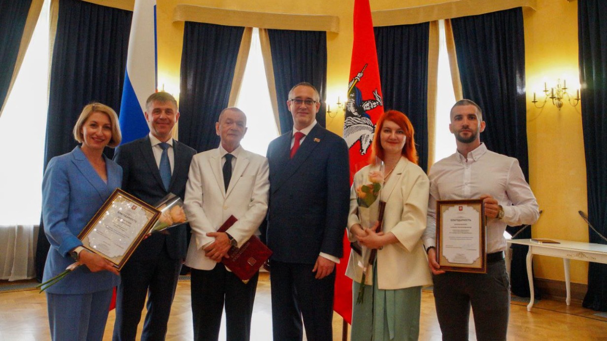 Фото с награждения «Вечерней Москвы» в Мосгордуме