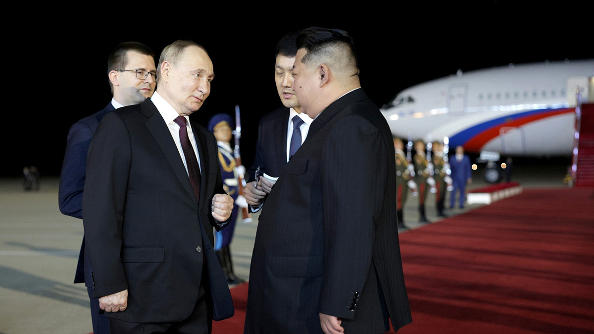 Путин выразил глубокую благодарность Ким Чен Ыну за встречу в аэропорту