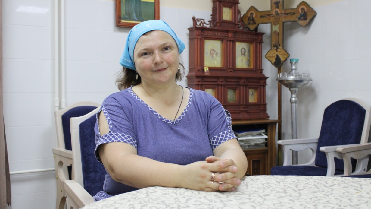 Актриса Екатерина Лисовая после поездки на Донбасс в театре «Глас»