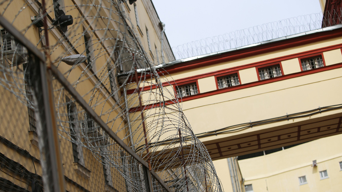 Baza: Бывший министр спорта Дагестана пытался покончить с собой в СИЗО