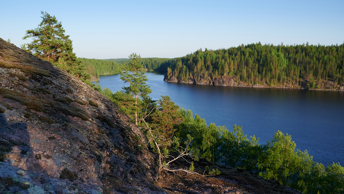 Финляндия открыла движение судов по Сайменскому каналу на границе с РФ