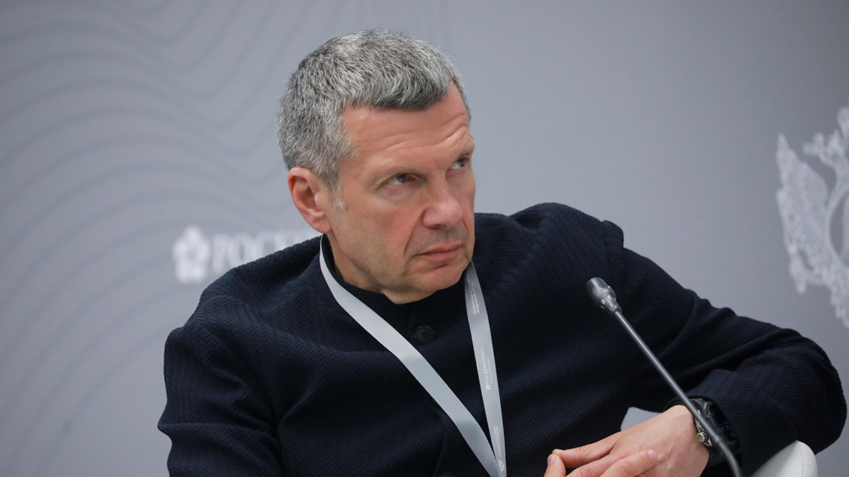 Задержанный в Москве вербовщик «Азова»* причастен к покушению на журналиста Владимира Соловьева — Mash