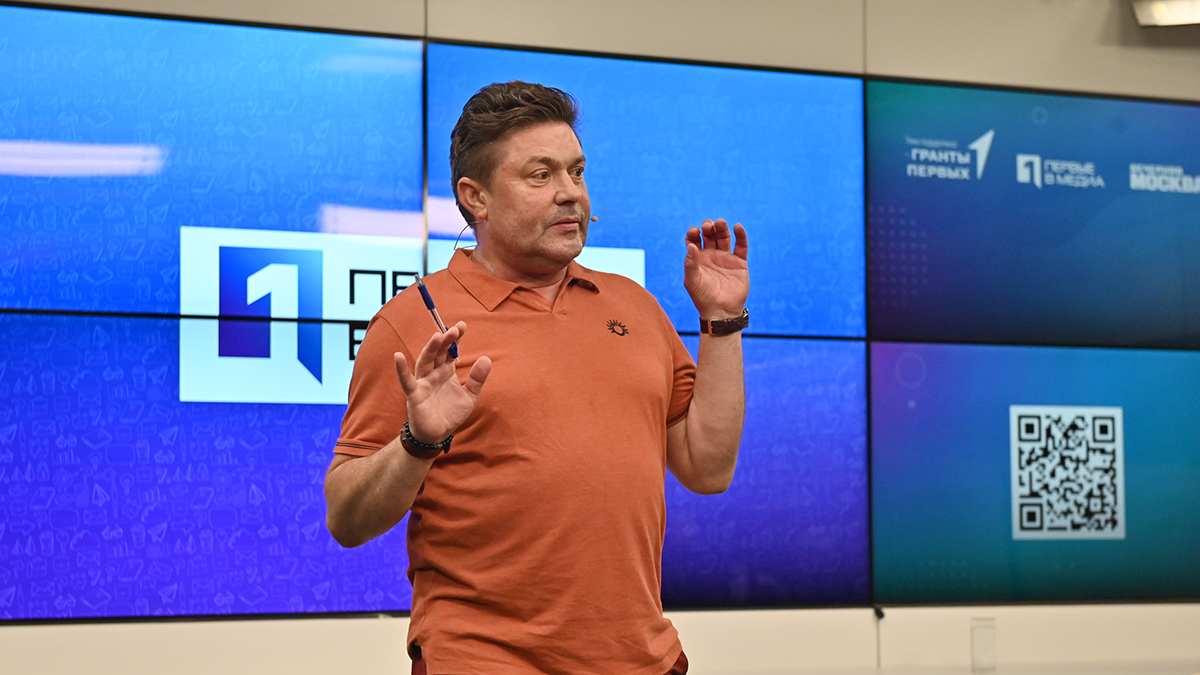 Mash: Актер Сергей Белоголовцев отменил спектакли из-за частичного паралича