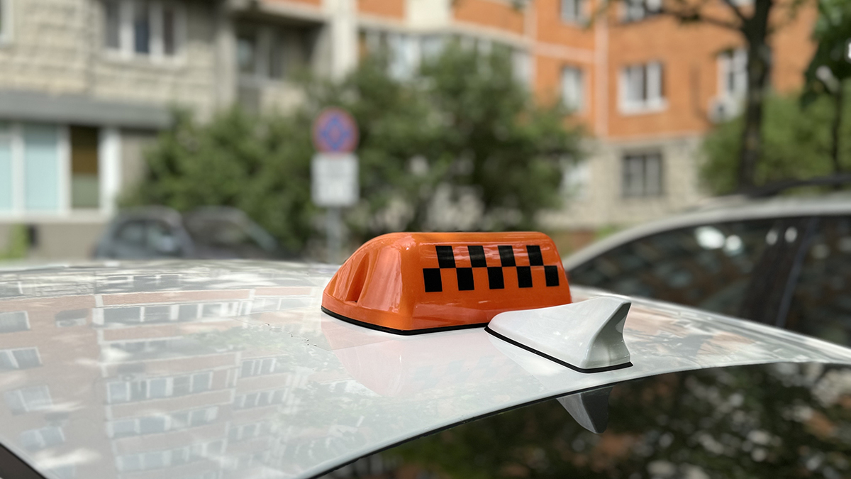 Работа такси и каршеринга в Москве 7 мая