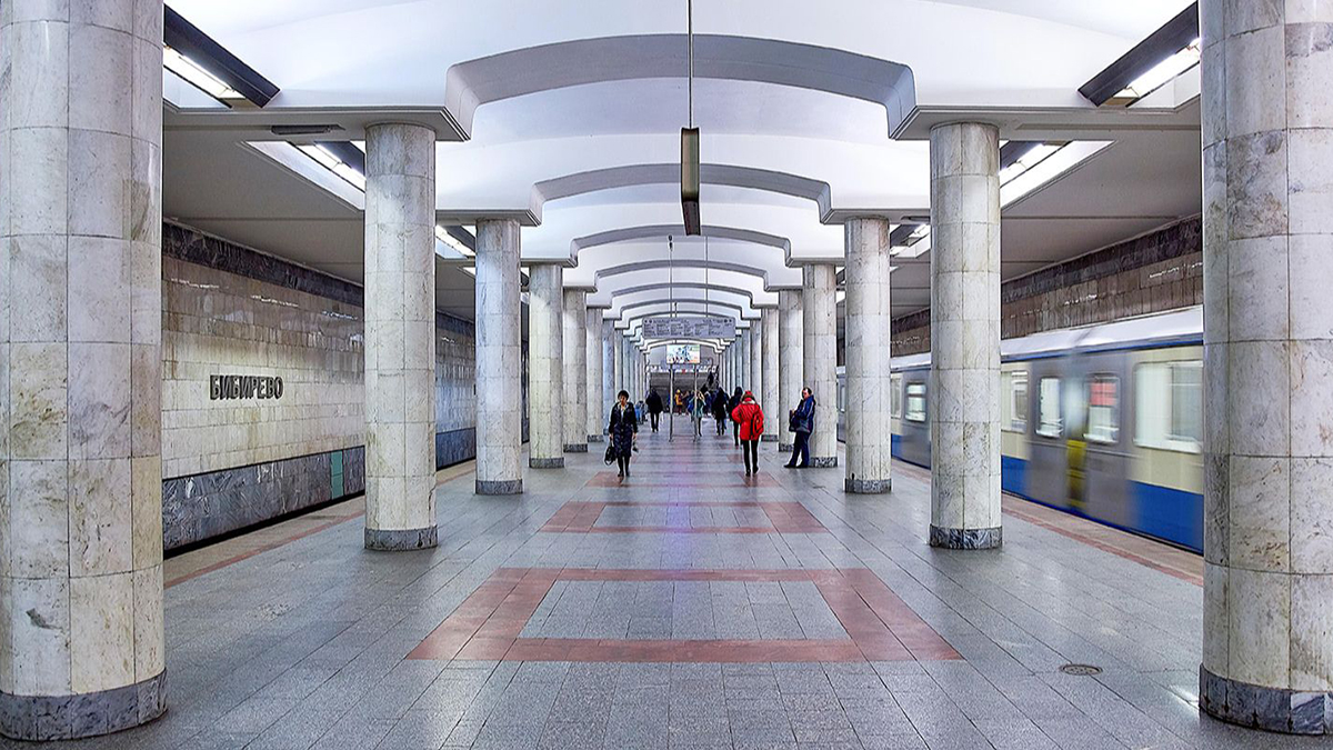 Усиленная проверка оплаты проезда прошла у станции метро «Бибирево»