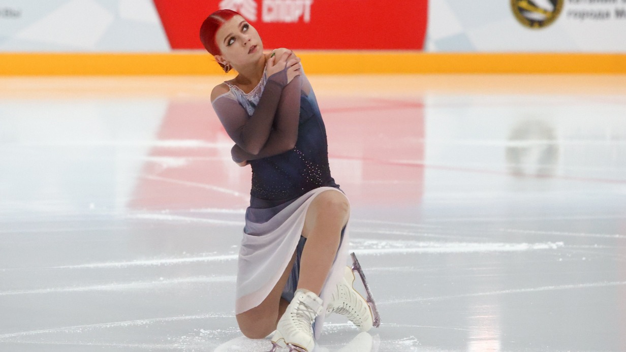 Фигуристка Александра Трусова выступает в Центре фигурного катания