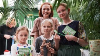 Сергунина рассказала об обучающей программе «Мосволонтера» в честь Года семьи