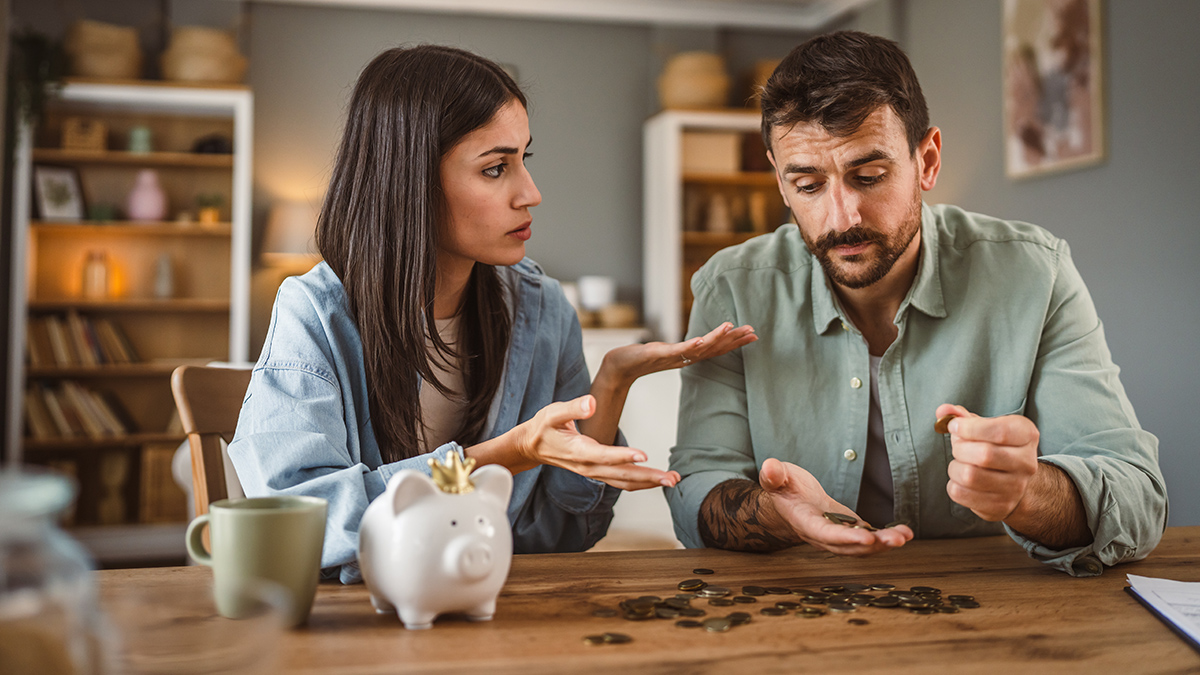 Таким был бы Раскольников: можно ли построить счастливые отношения с мужчиной-пополамщиком