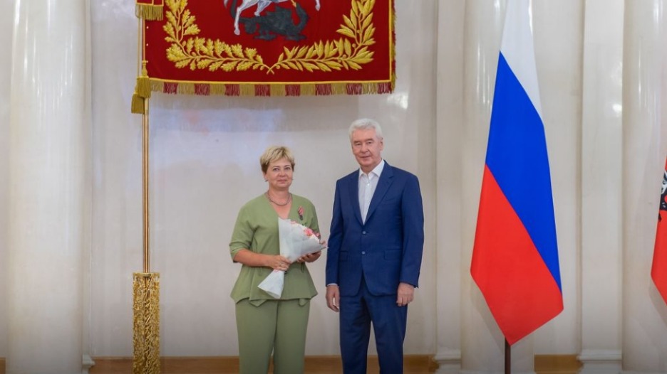 Сергей Собянин вручил государственные награды московским врачам и медсестрам