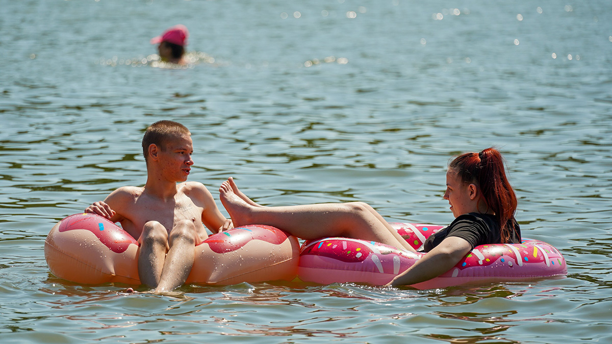 Метеоролог Позднякова предупредила москвичей об отсрочке пляжного сезона в июне