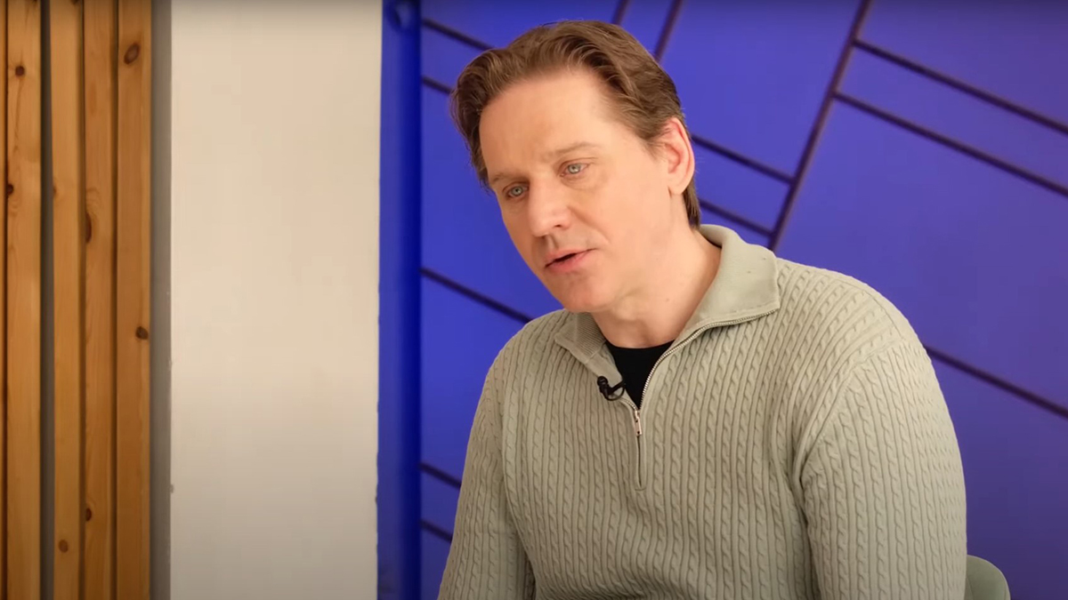 Актера Юрия Батурина и блогера Макса Комикадзе внесли в базу «Миротворца»*