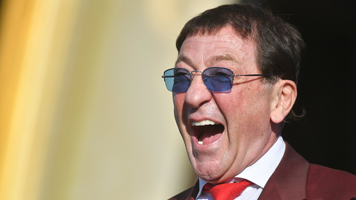 Невеста Лепса прокомментировала сообщения об изменах певцу