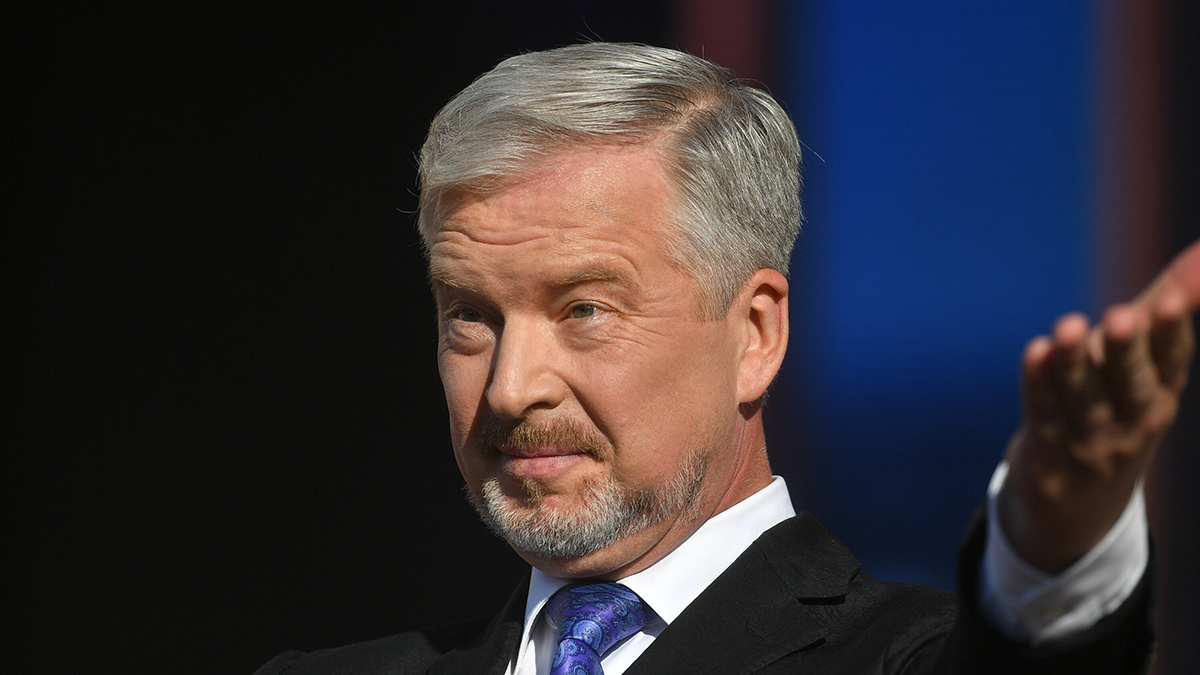 «Не переключайтесь»: Пельш рассказал, какие фразы были придуманы Первым каналом