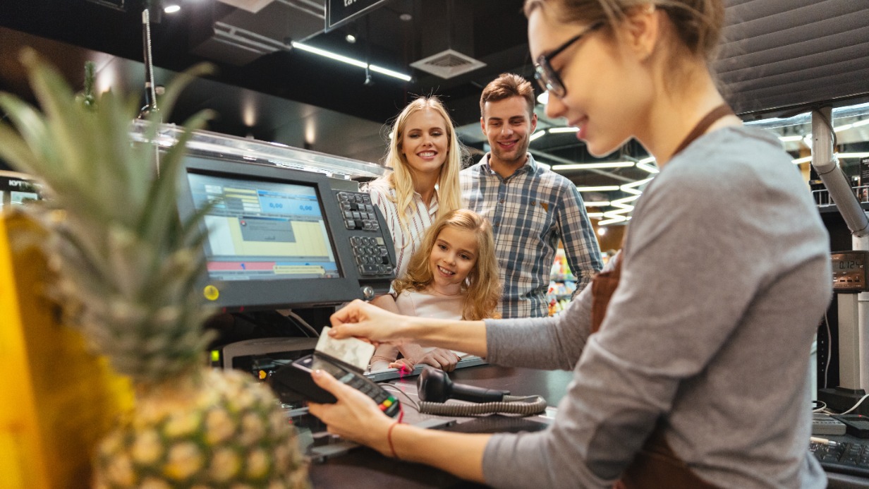 Сим-карты «МегаФона» появятся в крупнейшей сети гипермаркетов