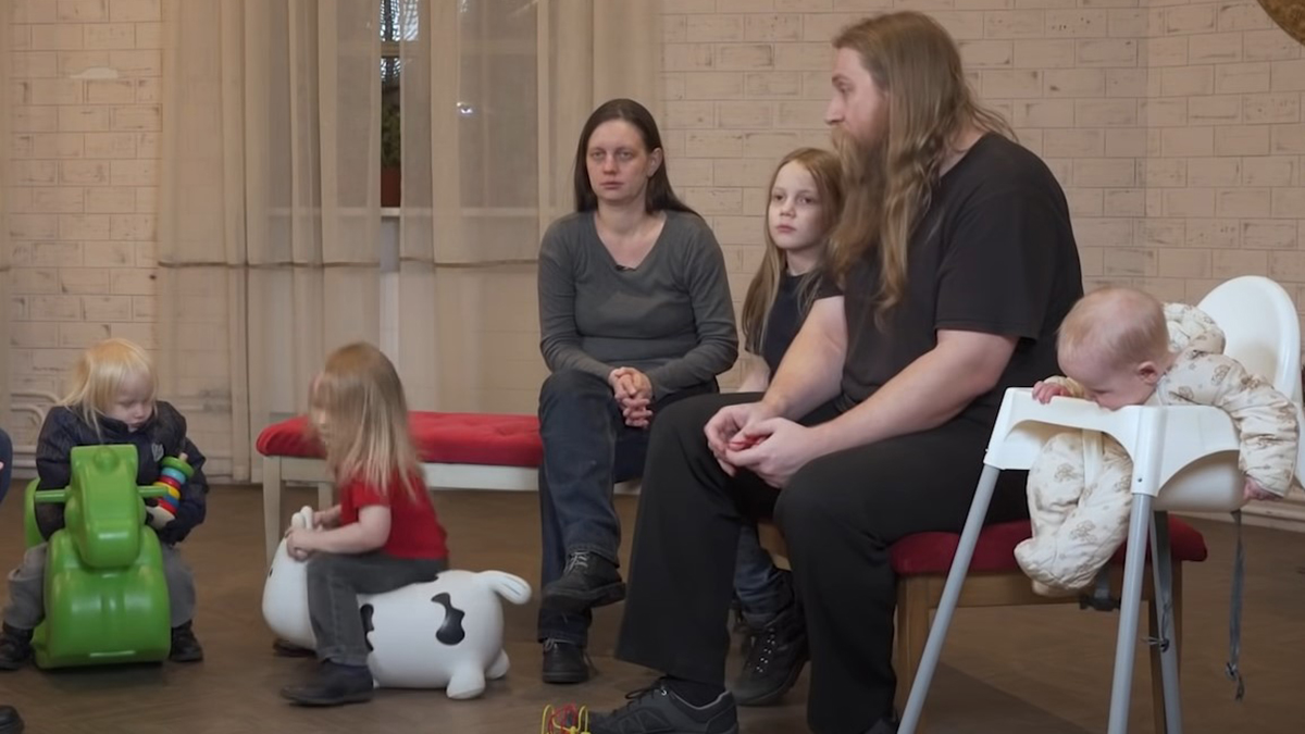 В многодетной семье Тепляковых скоро родится еще один ребенок