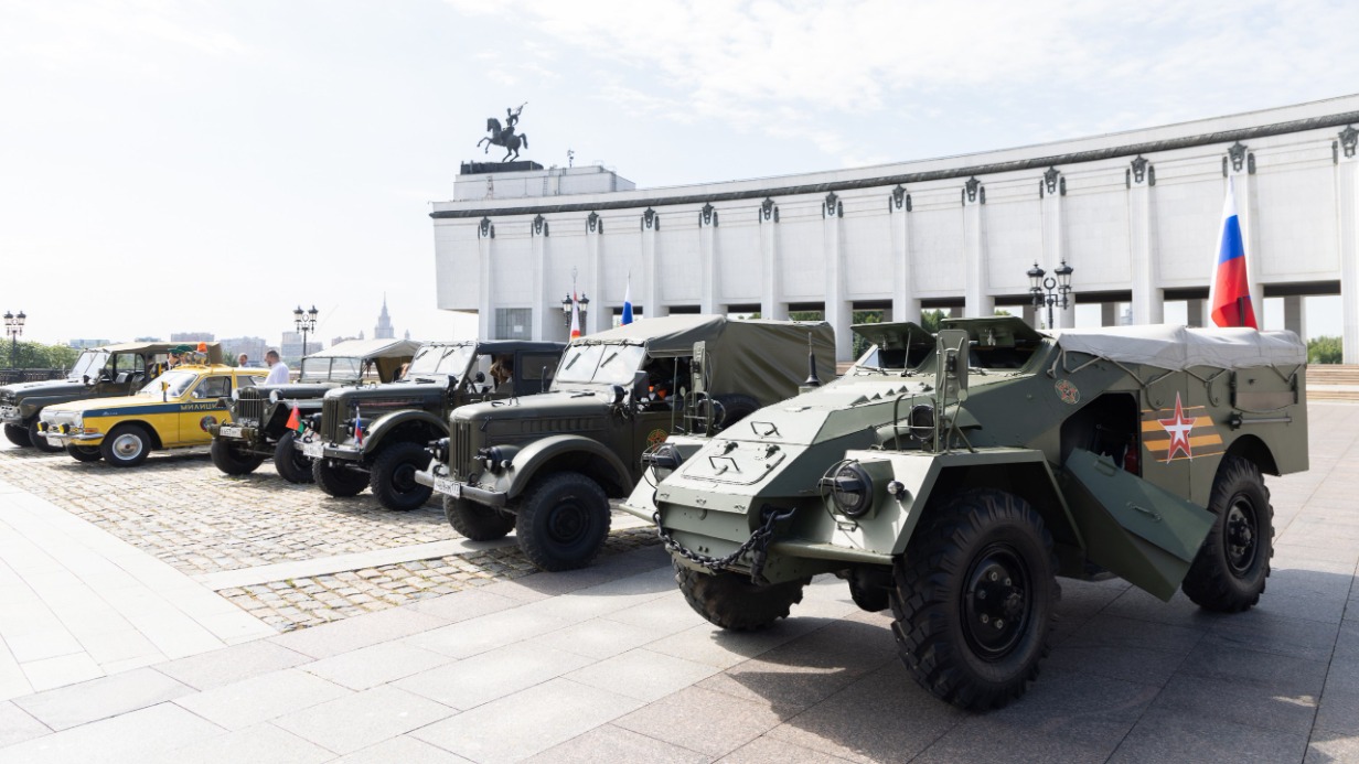 Старт бронепробега «Дорога мужества»