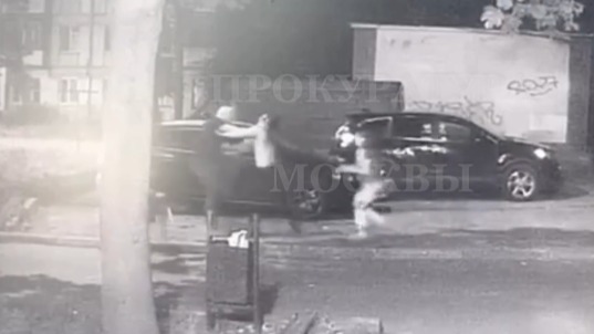 Мужчина зарезал своего отчима возле подъезда в Покровском-Стрешневе