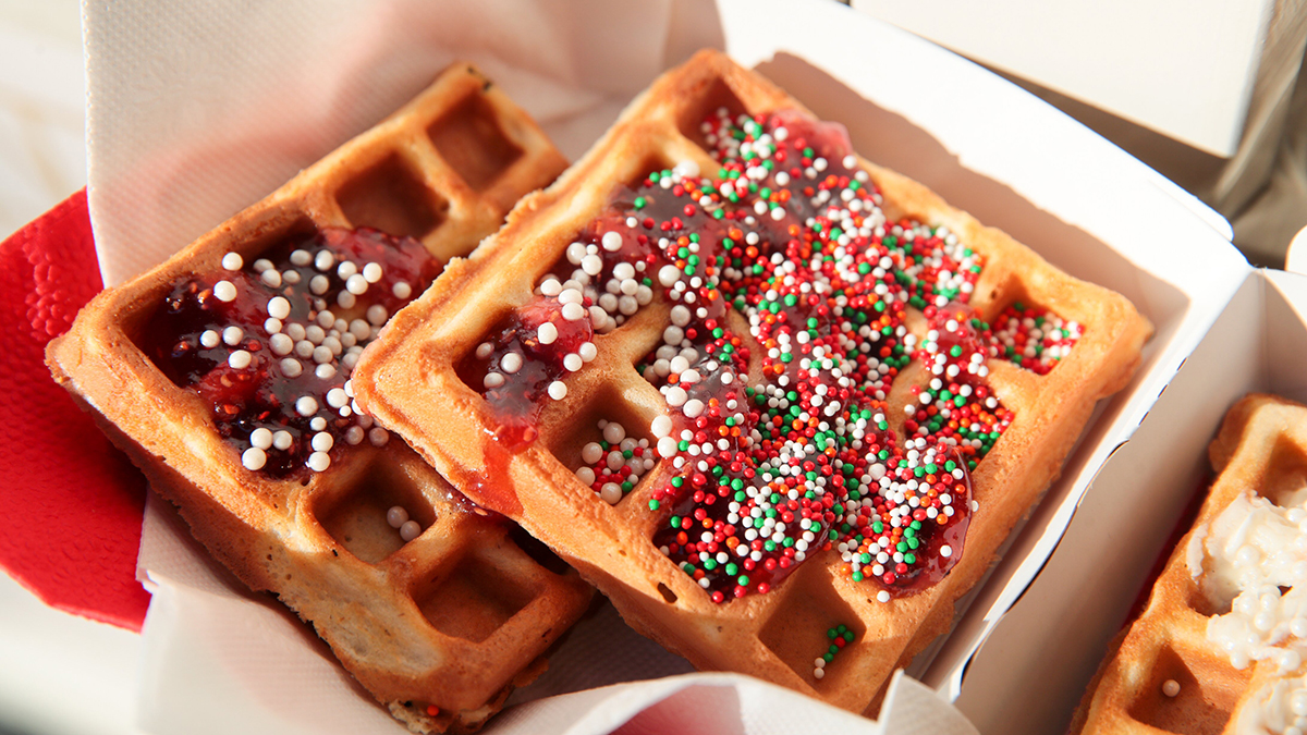 Праздники 25 марта