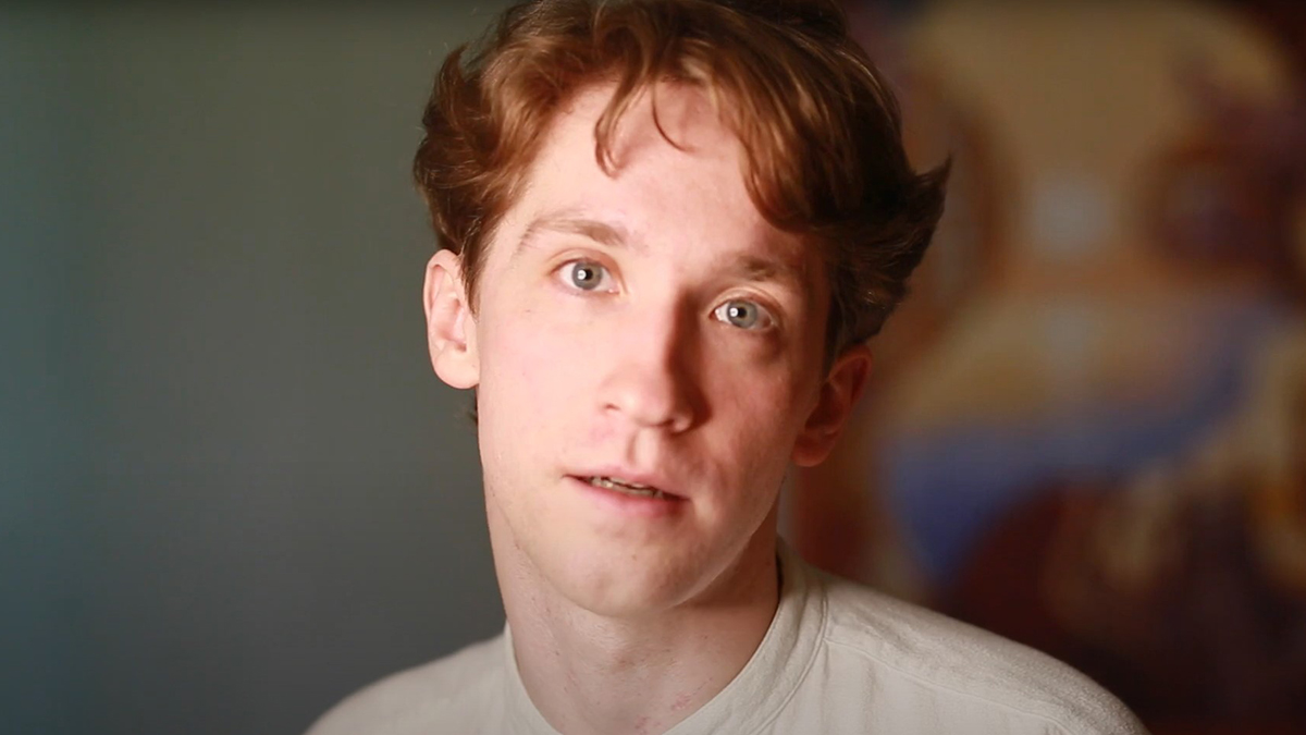 Рассмешить зрителя стало сложнее: актер Данила Рассомахин обрел популярность после съемок с братом-близнецом