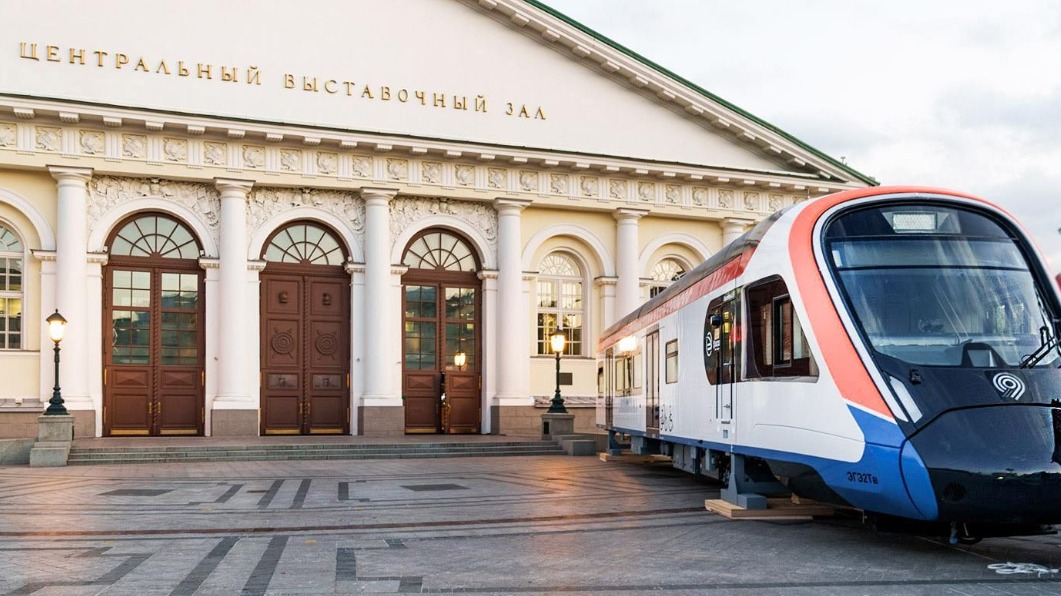 Территория будущего: на Манежной площадке представят электропоезд «Иволга 4.0»