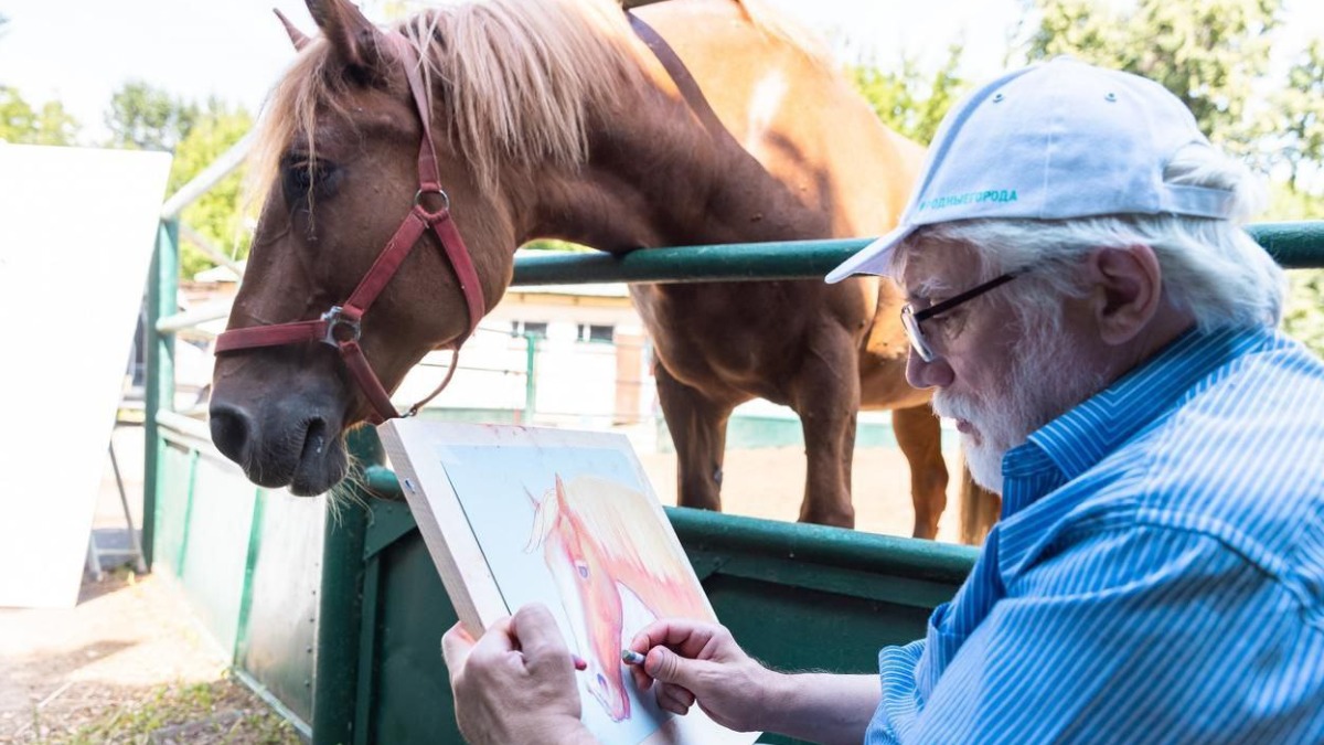 Московский НПЗ развивает социальные программы для пожилых людей в ЮВАО 