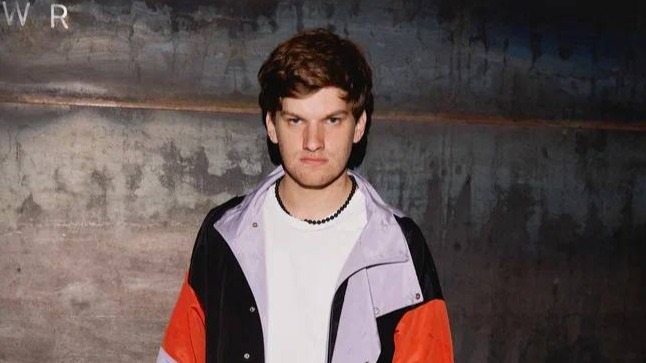 Актер Максимов, сыгравший Желтого в «Слове пацана», разводится с женой