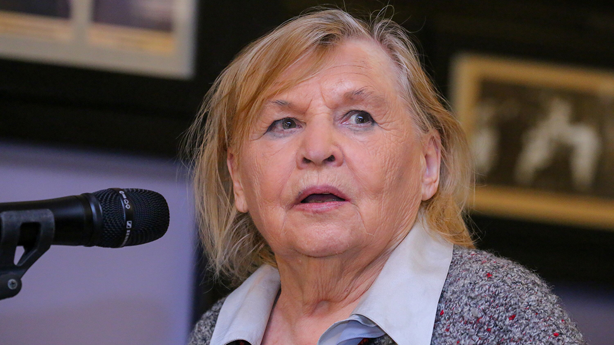 Mash: Актрису театра и озвучки СССР Гуляеву экстренно госпитализировали в Москве