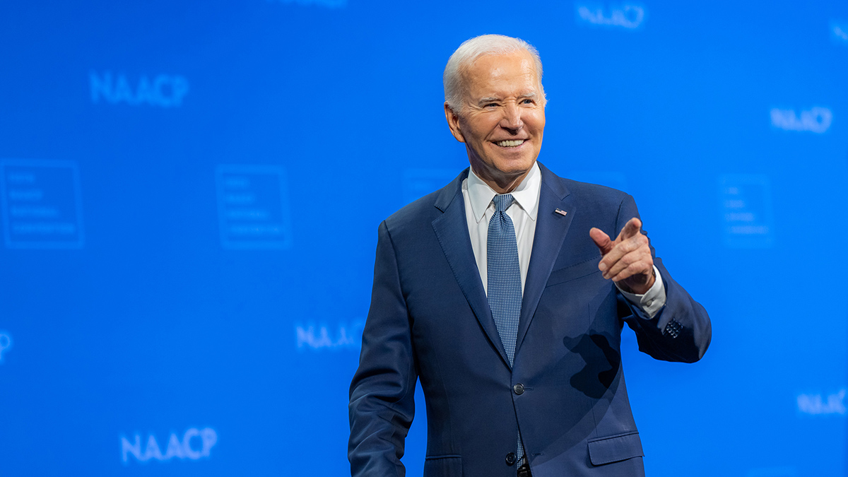 Пресс-секретарь Белого дома Жан-Пьер поспорила с журналистом из-за Байдена