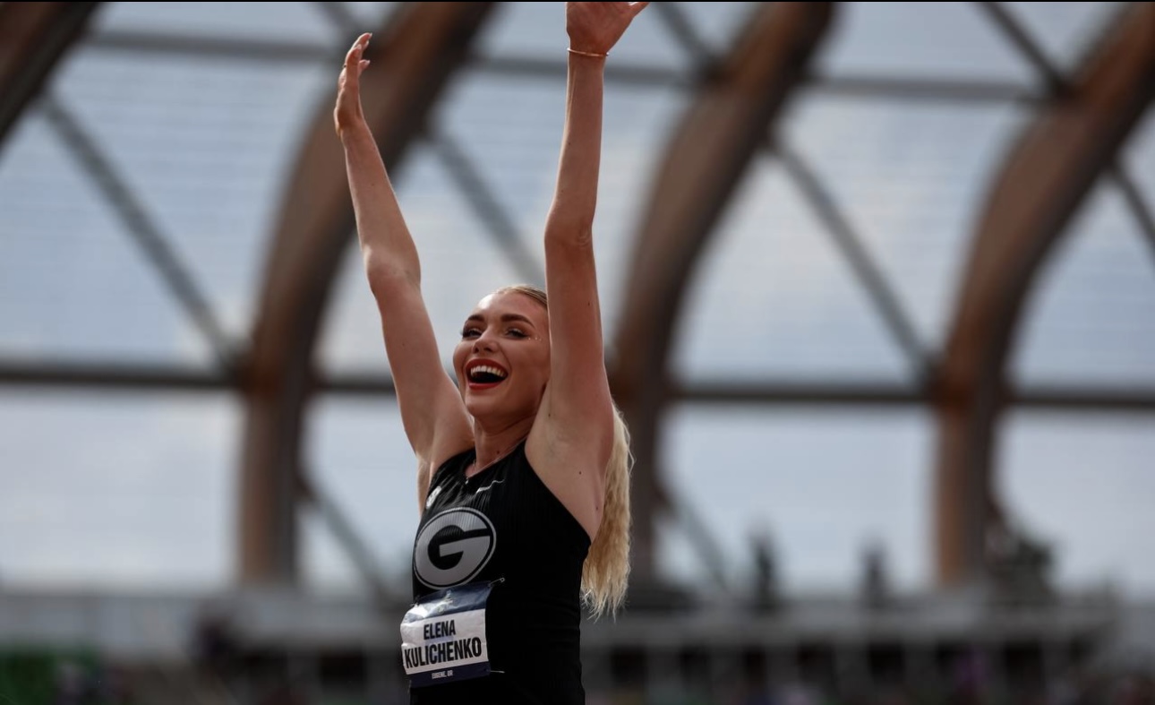 СМИ: Россиянку-знаменосца сборной Кипра на ОИ нашли на сайте для взрослых