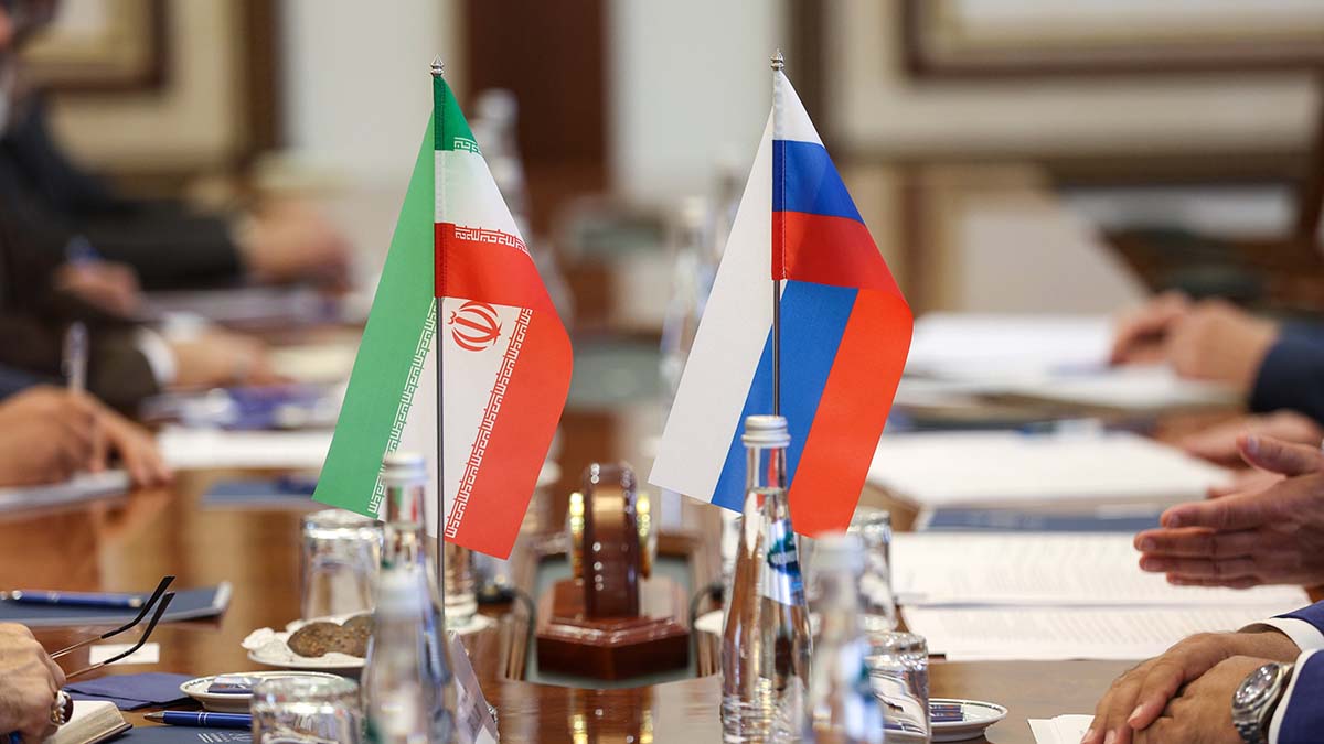 СМИ: Более 50 артистов Большого симфонического оркестра из России находятся в Иране