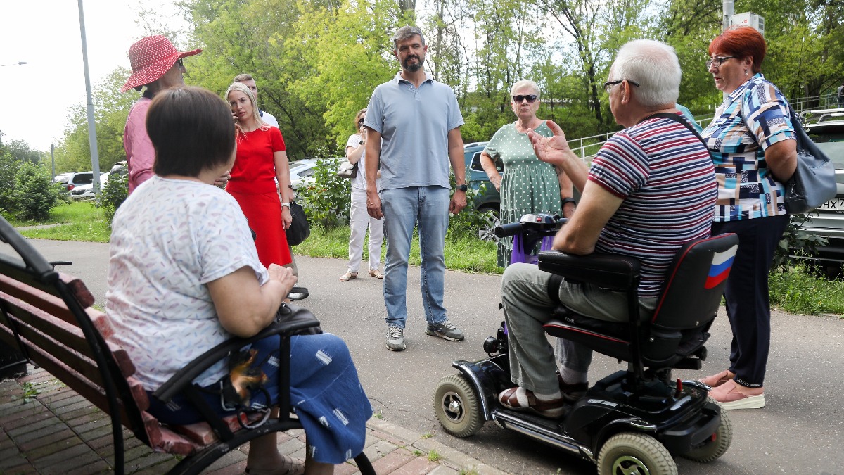 Повторный рейд по пешеходной зоне прошел в Москворечье-Сабурове по просьбе жителей