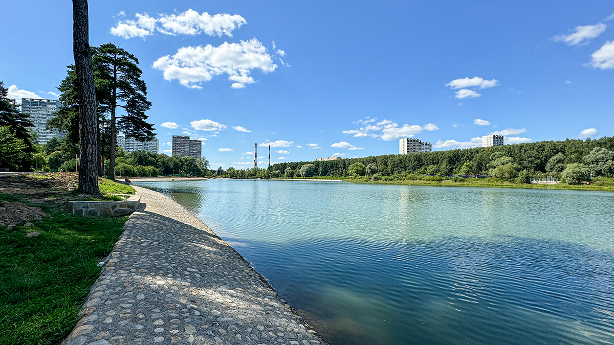 Роспотребнадзор разрешил купаться в пяти зонах отдыха Москвы