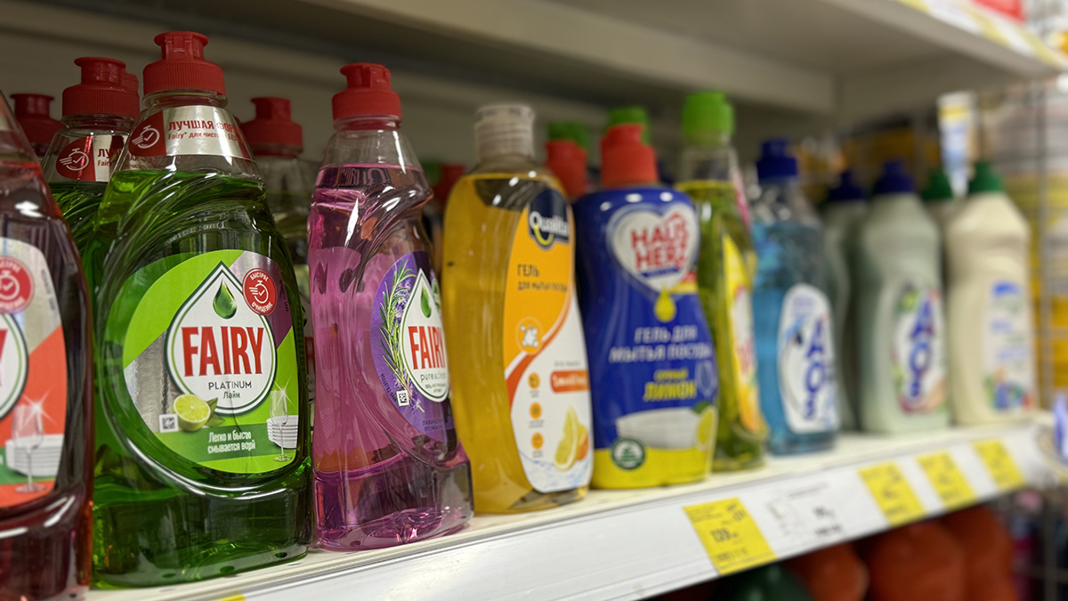 Минпромторг: Создание «российской полки» начнется с бытовой химии и косметики
