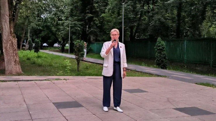 Авимская приняла участие в творческой встрече «Театральная сцена: открытый микрофон Головинского района»