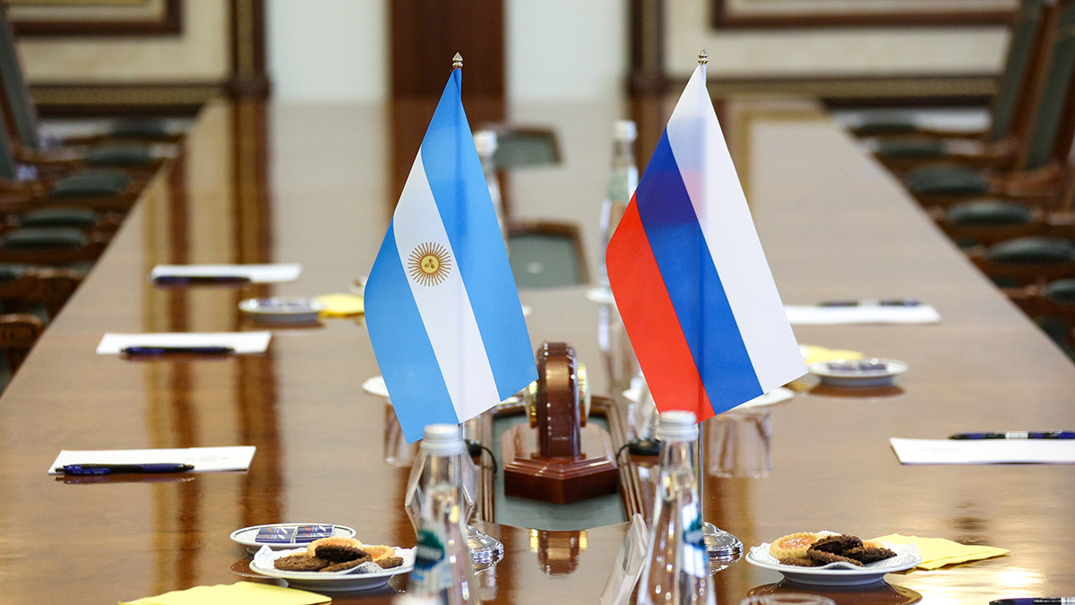 Посла Аргентины пригласили в МИД РФ из-за высказываний министра безопасности страны