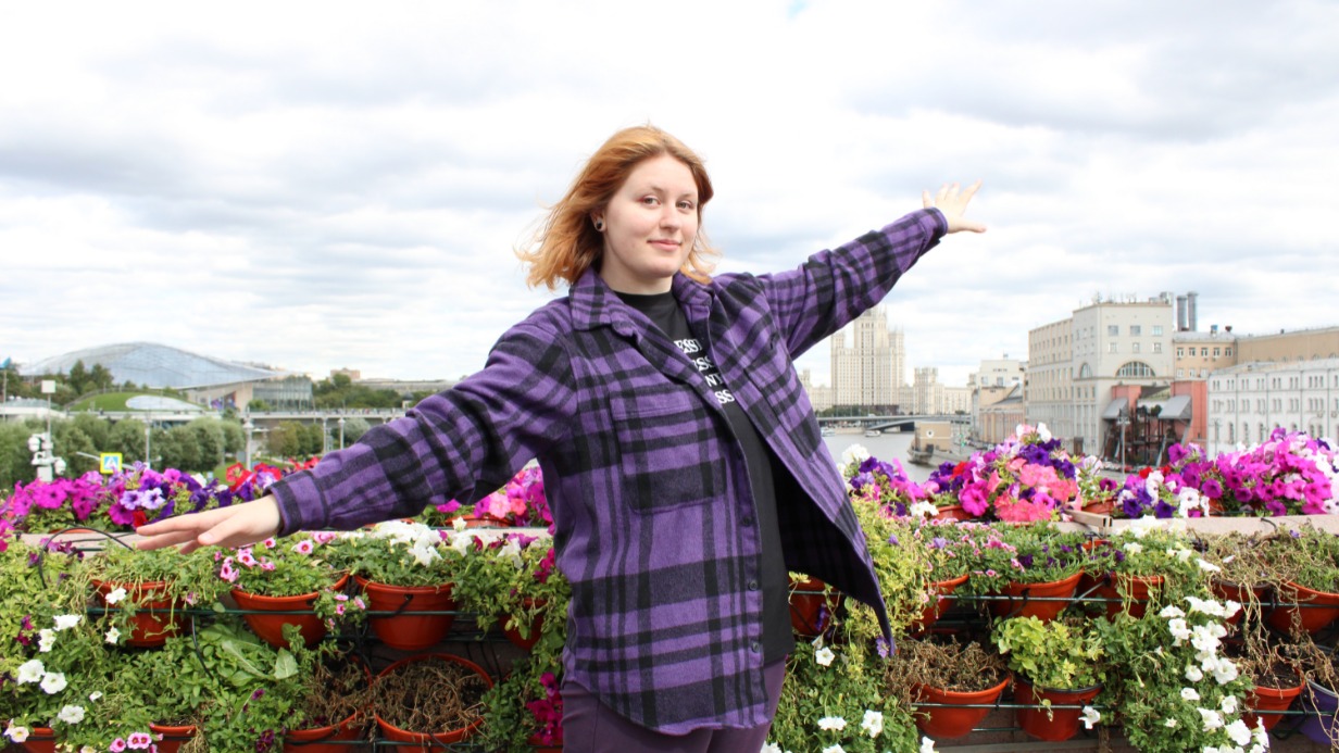Посетительница фестиваля «Лето в Москве. Сады и цветы» Ксения Кругликова