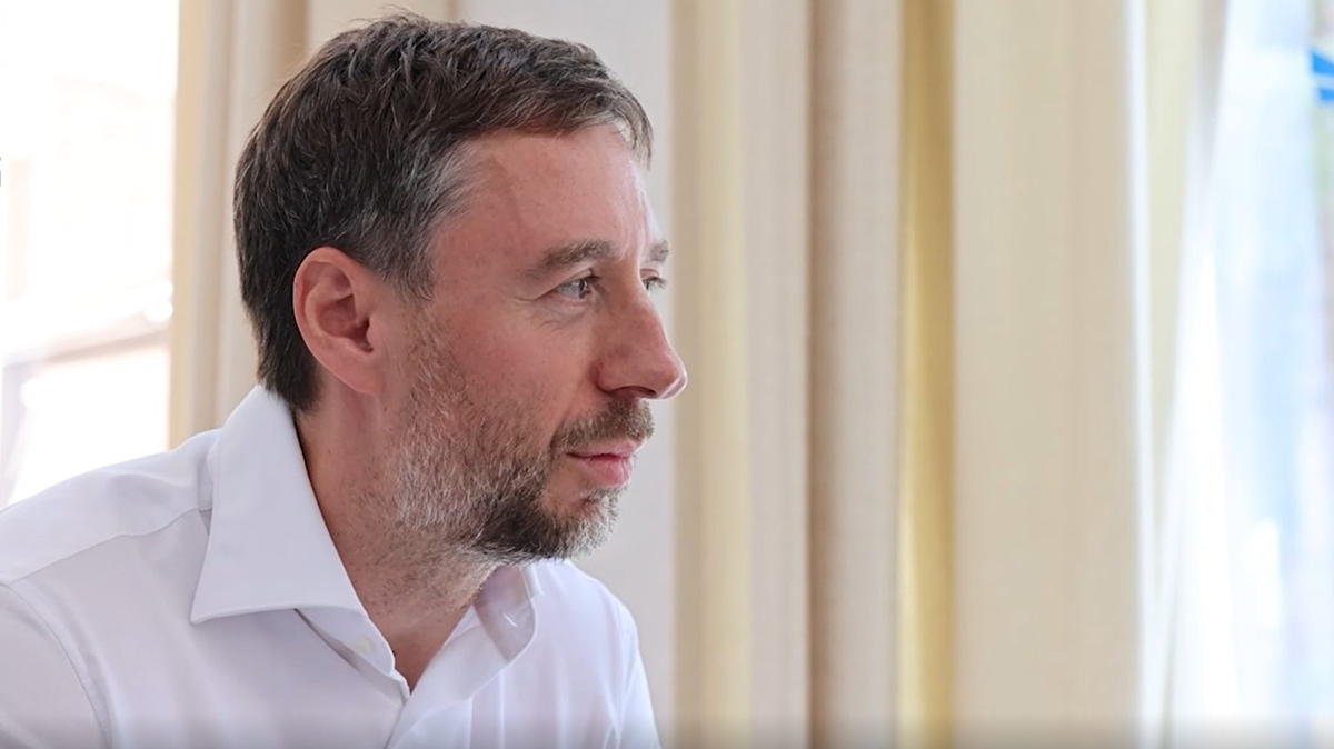 Владислава Бакальчука проверят по статье о дискредитации ВС России