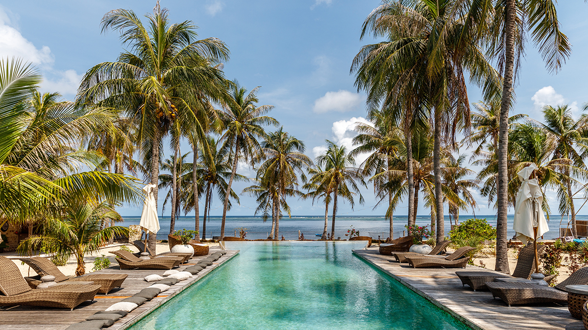 Antara: Туристам на Бали запретят носить вызывающую одежду и ругаться