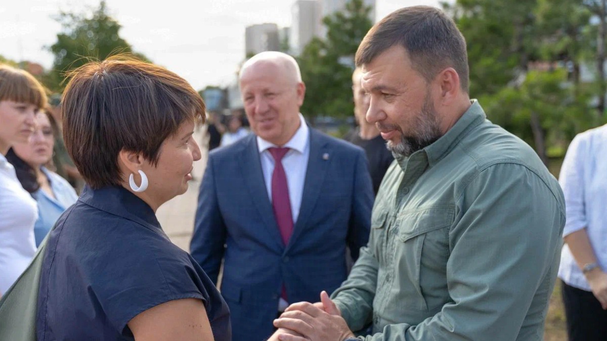 Директор «Школы в Некрасовке» Майя Булаева посетила Мариуполь