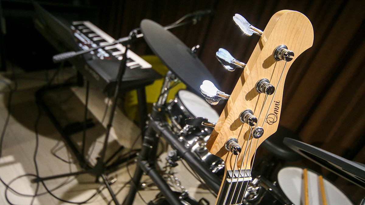 Музыкант Rolling Stones и Пола Маккартни Луис Жардим умер в свой день рождения