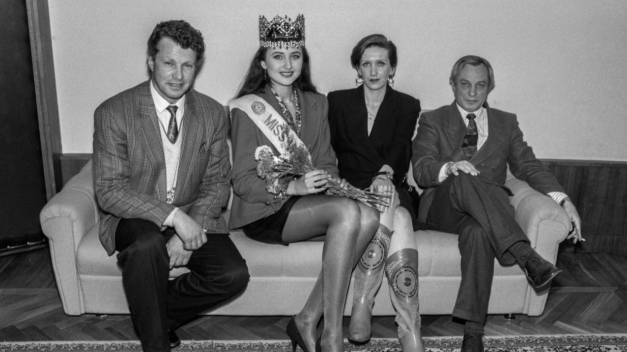 Команда, приведшая Юлию Курочкину к титулу и мировой славе